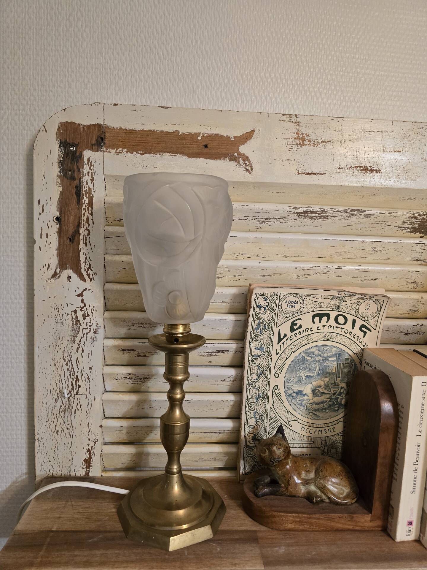 Lampe à poser pied bougeoir en laiton et tulipe Degué signée