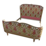 L VI upholstered bed