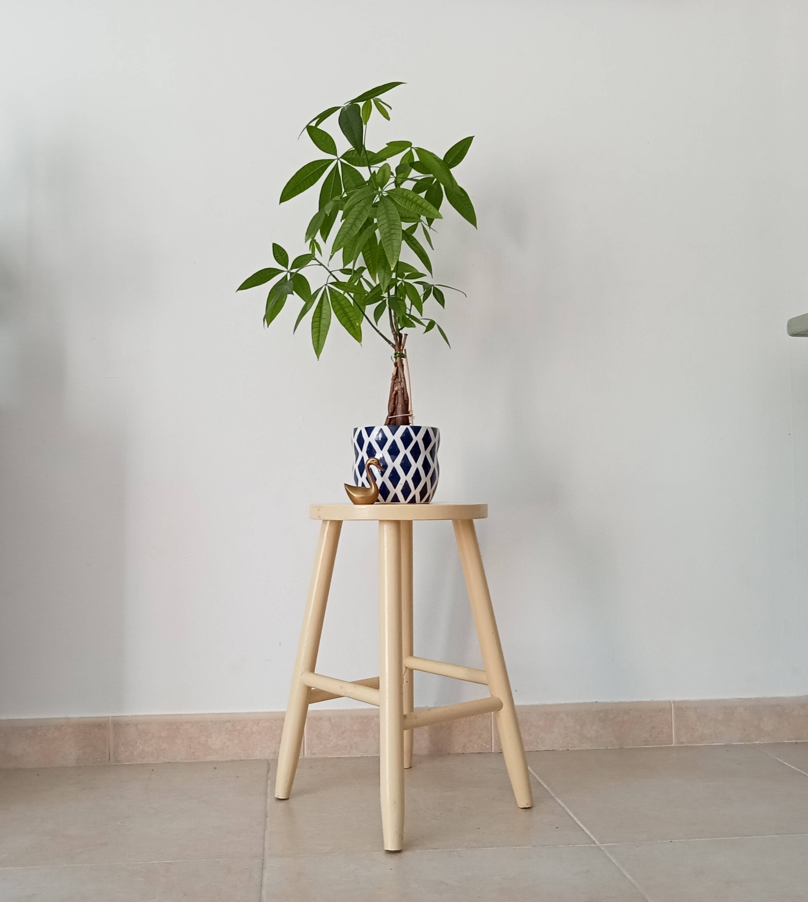 Vintage artisanal turned wooden stool from the 70s