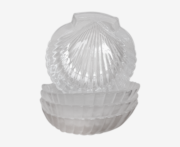 4 shell ramekins