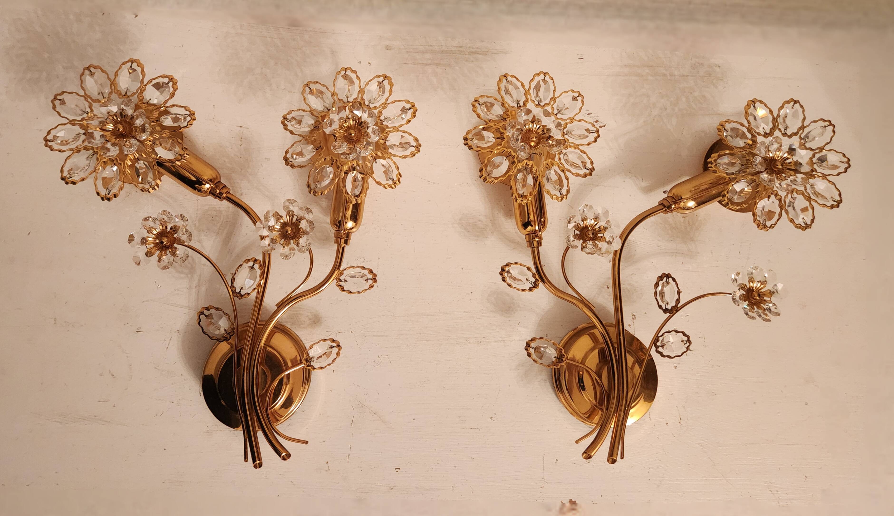 Set Hollywood Regency Wandlampe vergoldet Messing Swarovski-Kristalle Palwa
