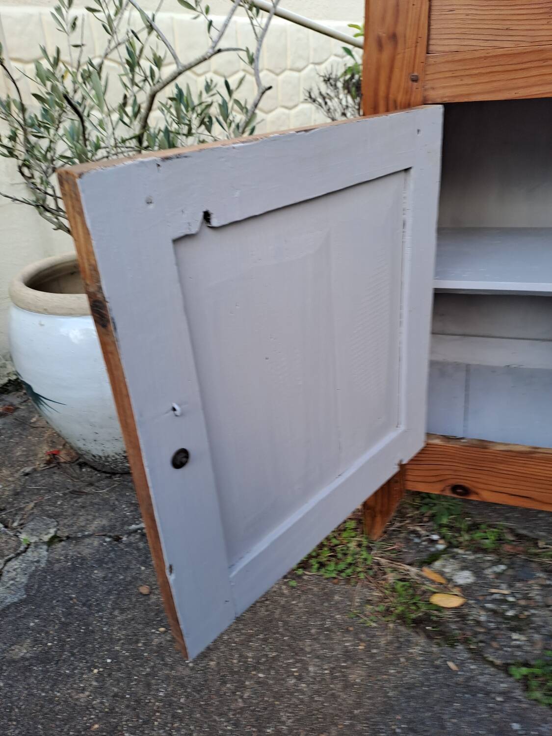 Parisian buffet from the 1930s