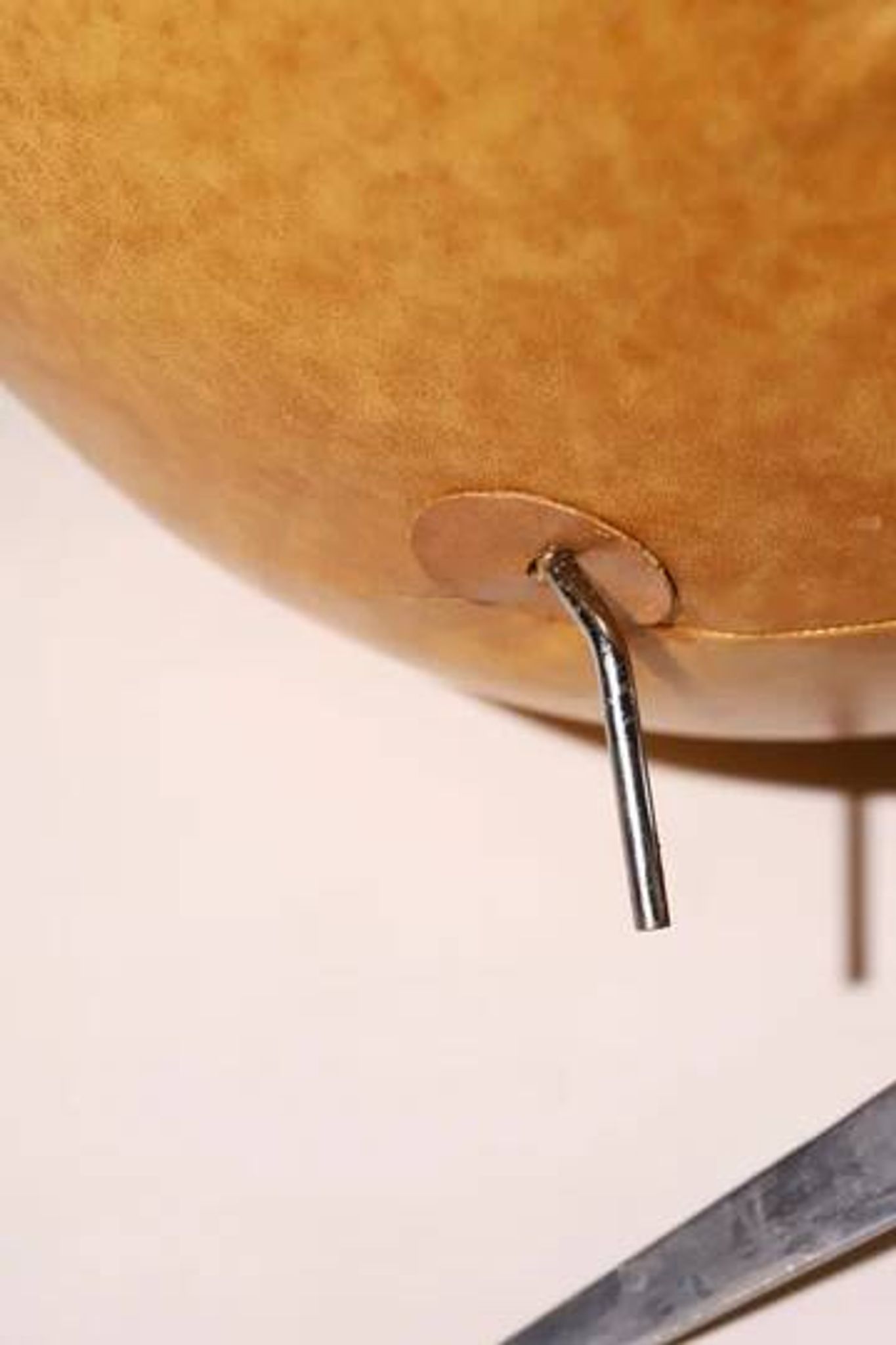 Chaise œuf modèle 3316 en cuir moderne Arne Jacobsen années 1990 Danemark
