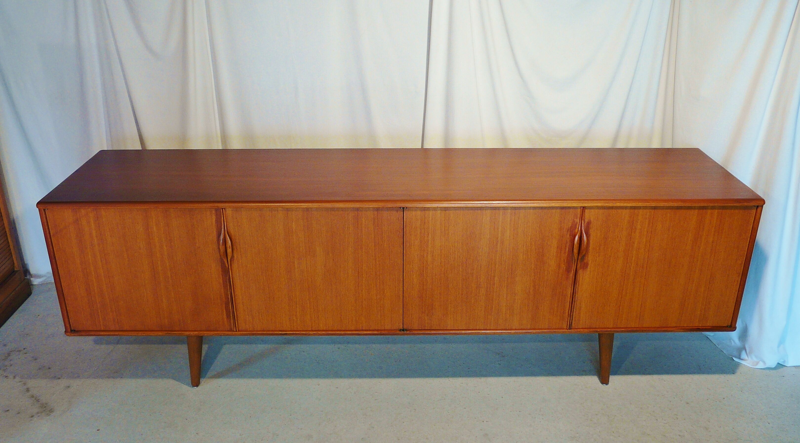 Scandinavian sideboard in teak 60s