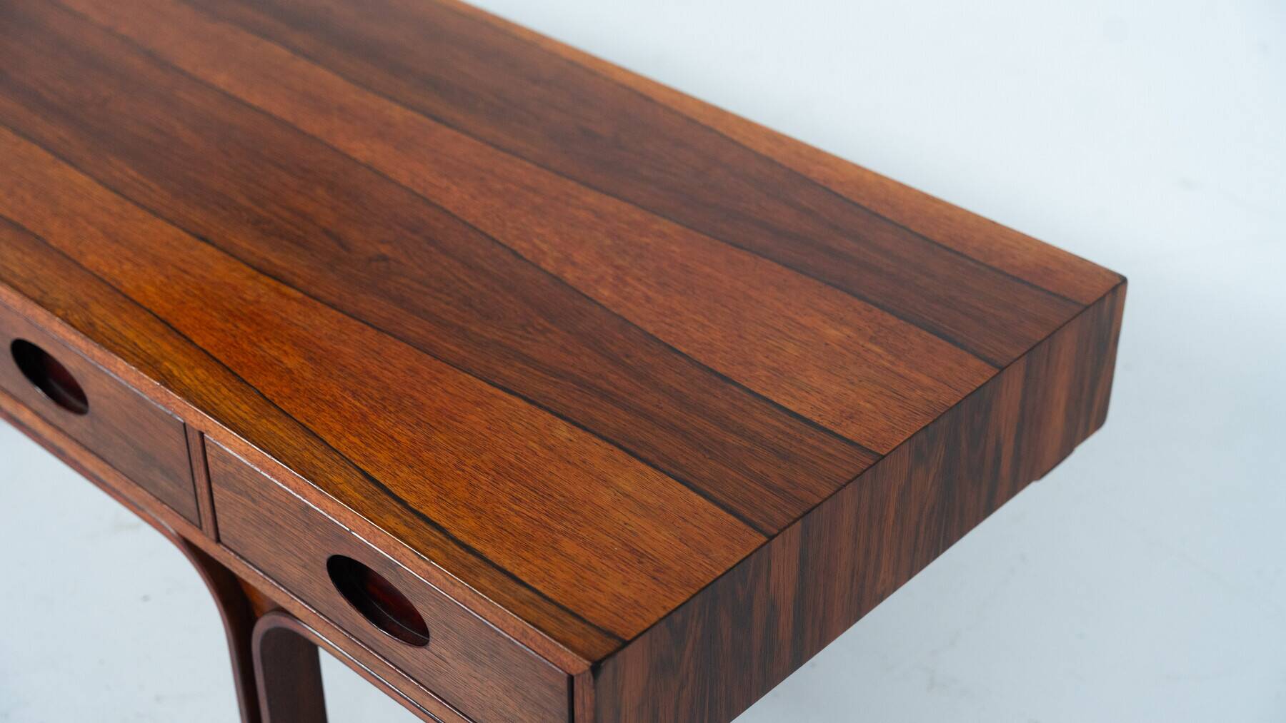 Mid-Century Gianfranco Frattini, wooden Coffee Table for Bernini, Italy