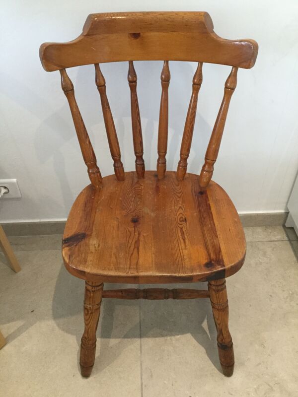 Chaises montagnardes pin massif