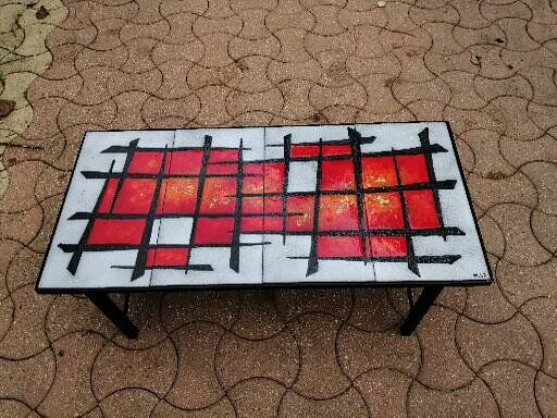 Coffee table design ceramic red & black signs mjr years 1960-1970