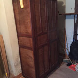 Armoire parisienne