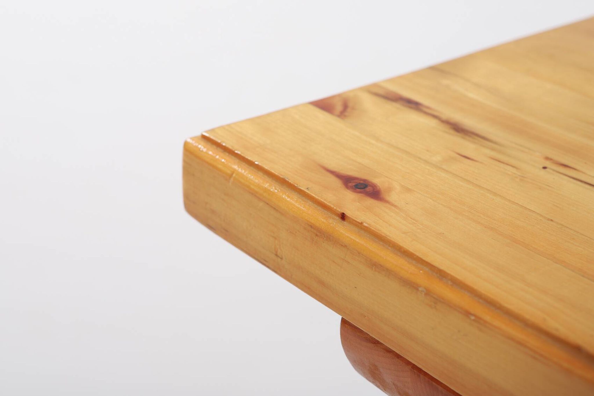 Petite table basse en pin massif des années 1980, Suède