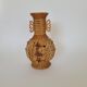 Vase totem en rotin
