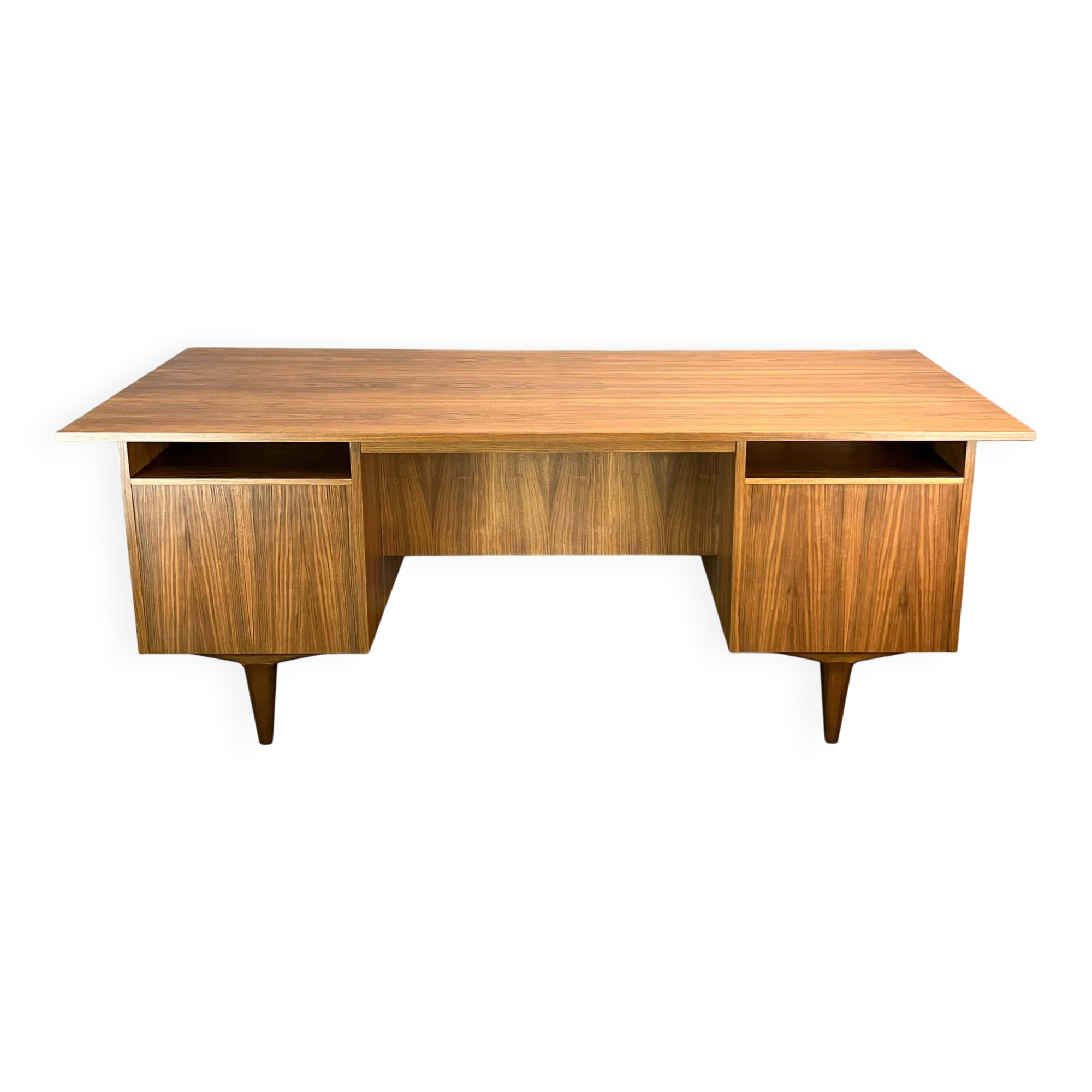 Bauhaus-style desk by WK Möbel, walnut, 1960s