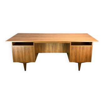 Bauhaus-style desk by WK Möbel, walnut, 1960s