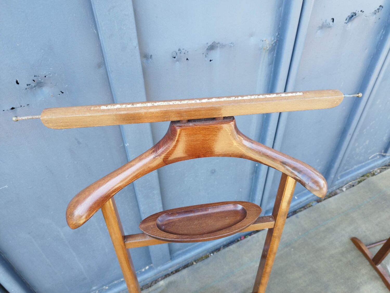Wooden valet coat rack mannequin