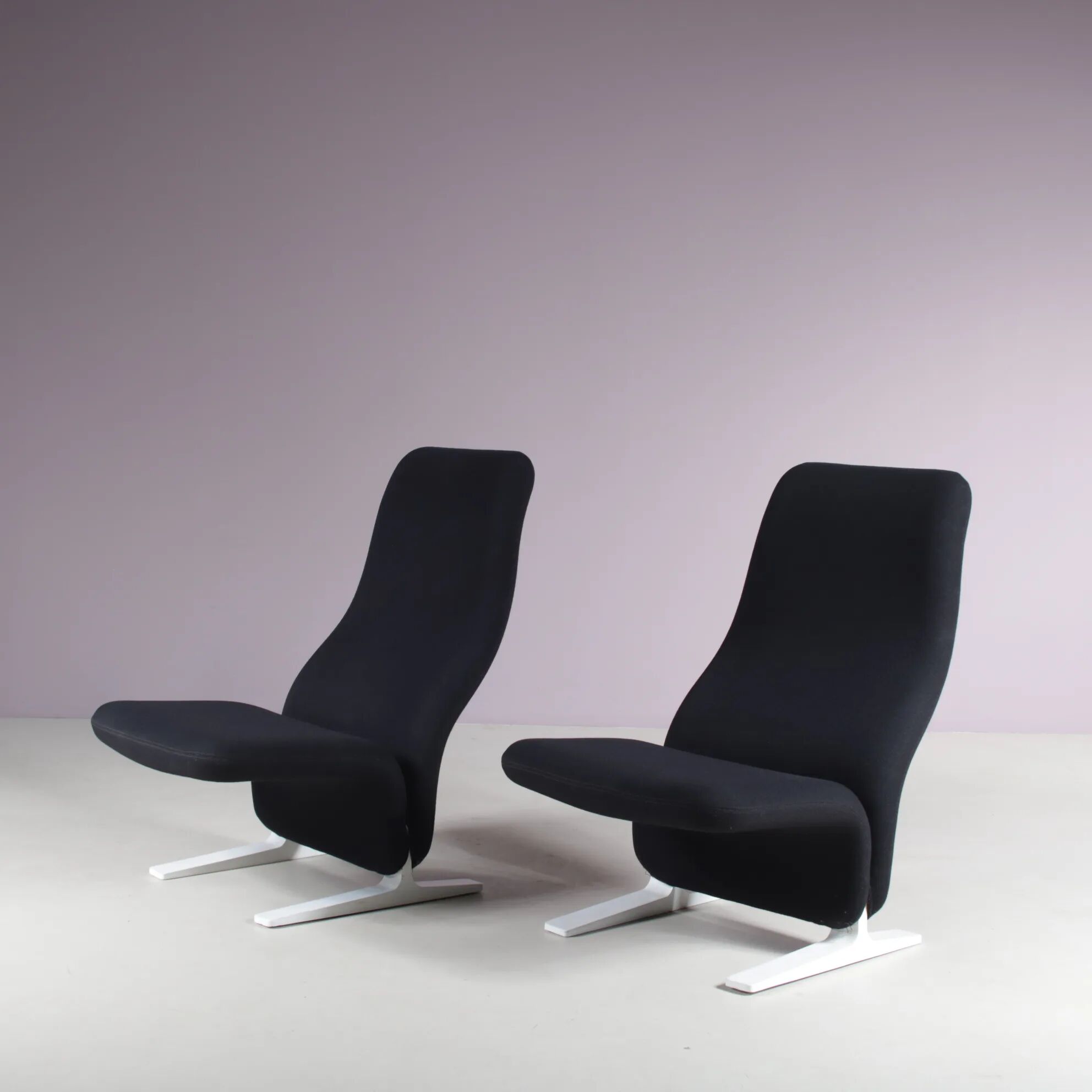 1970s “Concorde” chairs by Pierre Paulin for Artifort, Netherlands