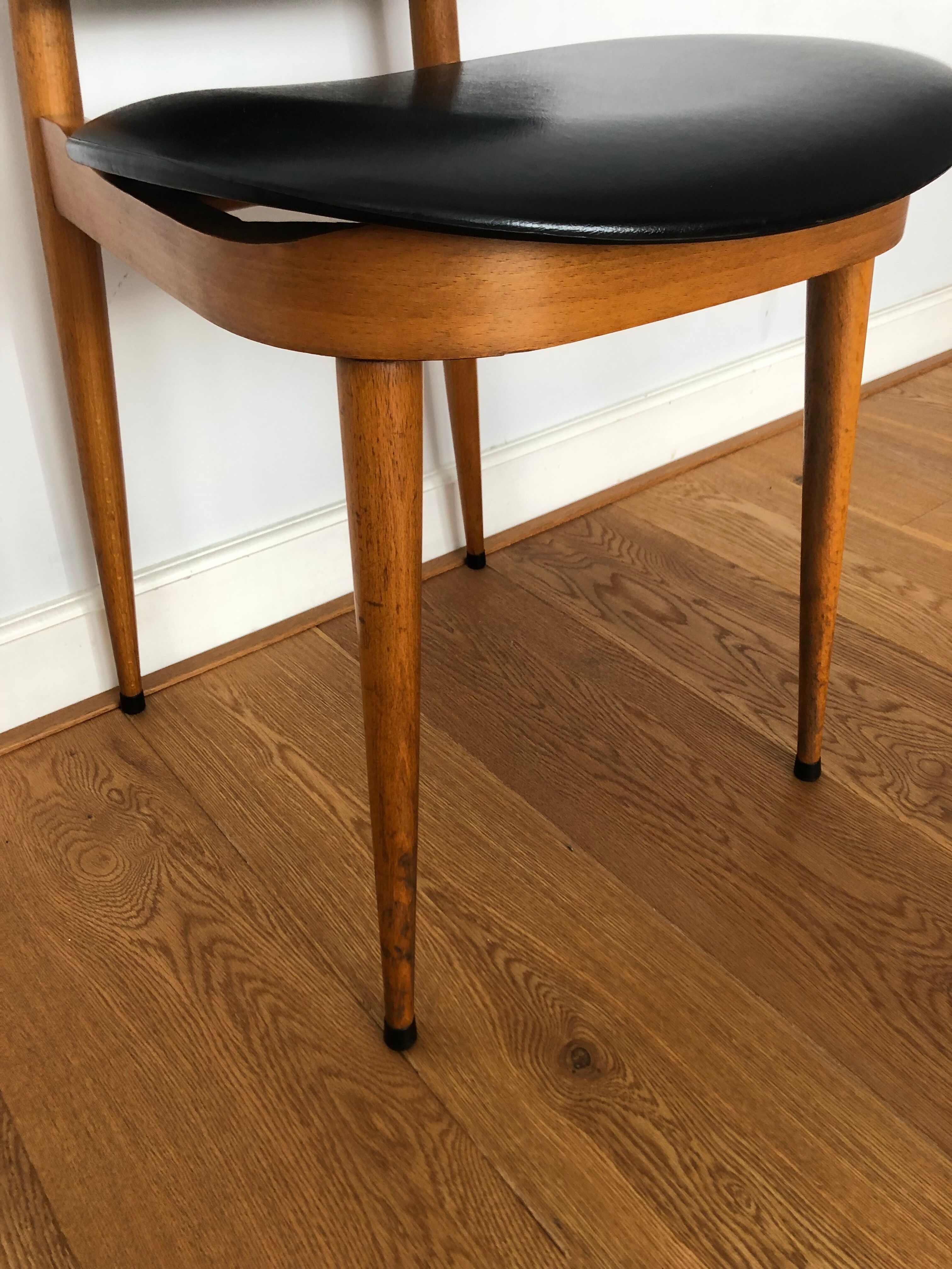 Set of 6 Pegasus chairs