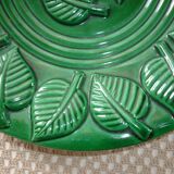Plat vert décor feuilles 32,5 cm