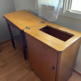 Meuble machine a coudre