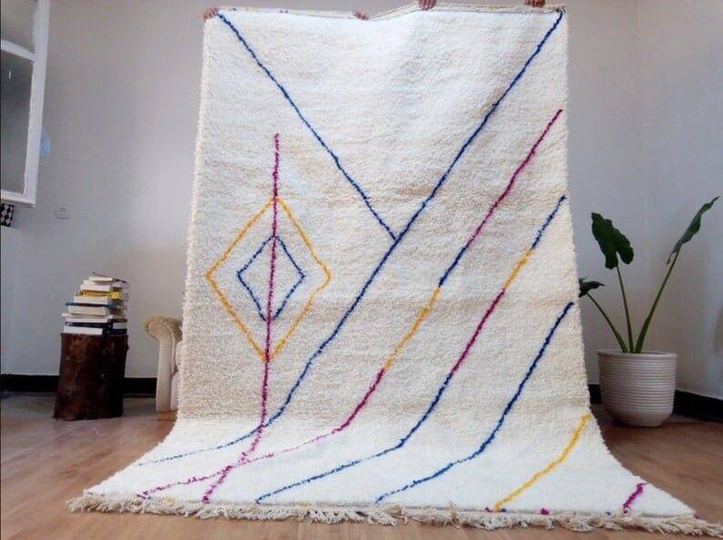 Traditional Beni Ouraine Berber rug, size 150 x 250 cm