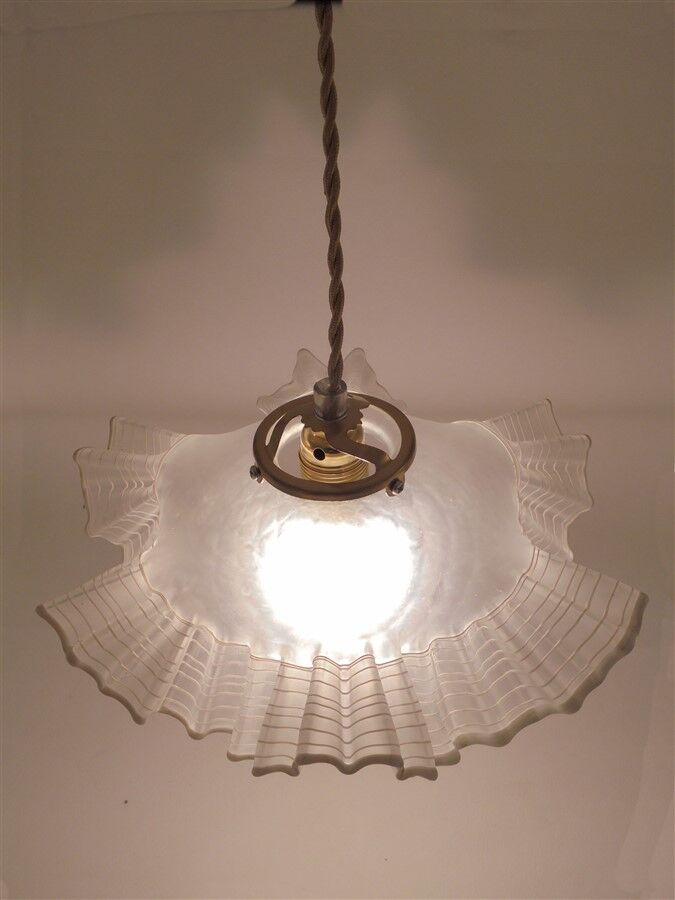 Suspension draped effect