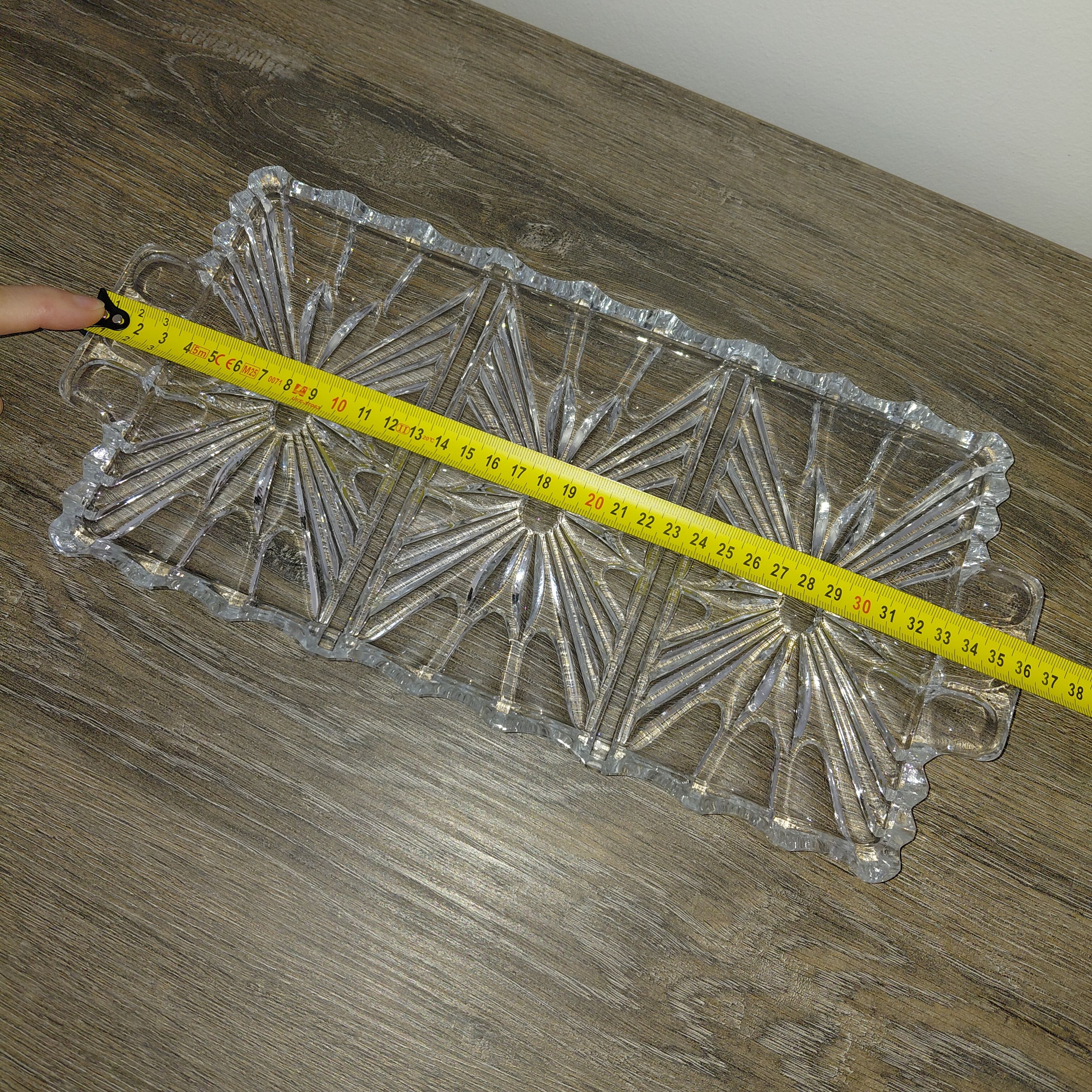 Glass serving dish
