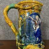 Slip jug attributed to Minton (England)