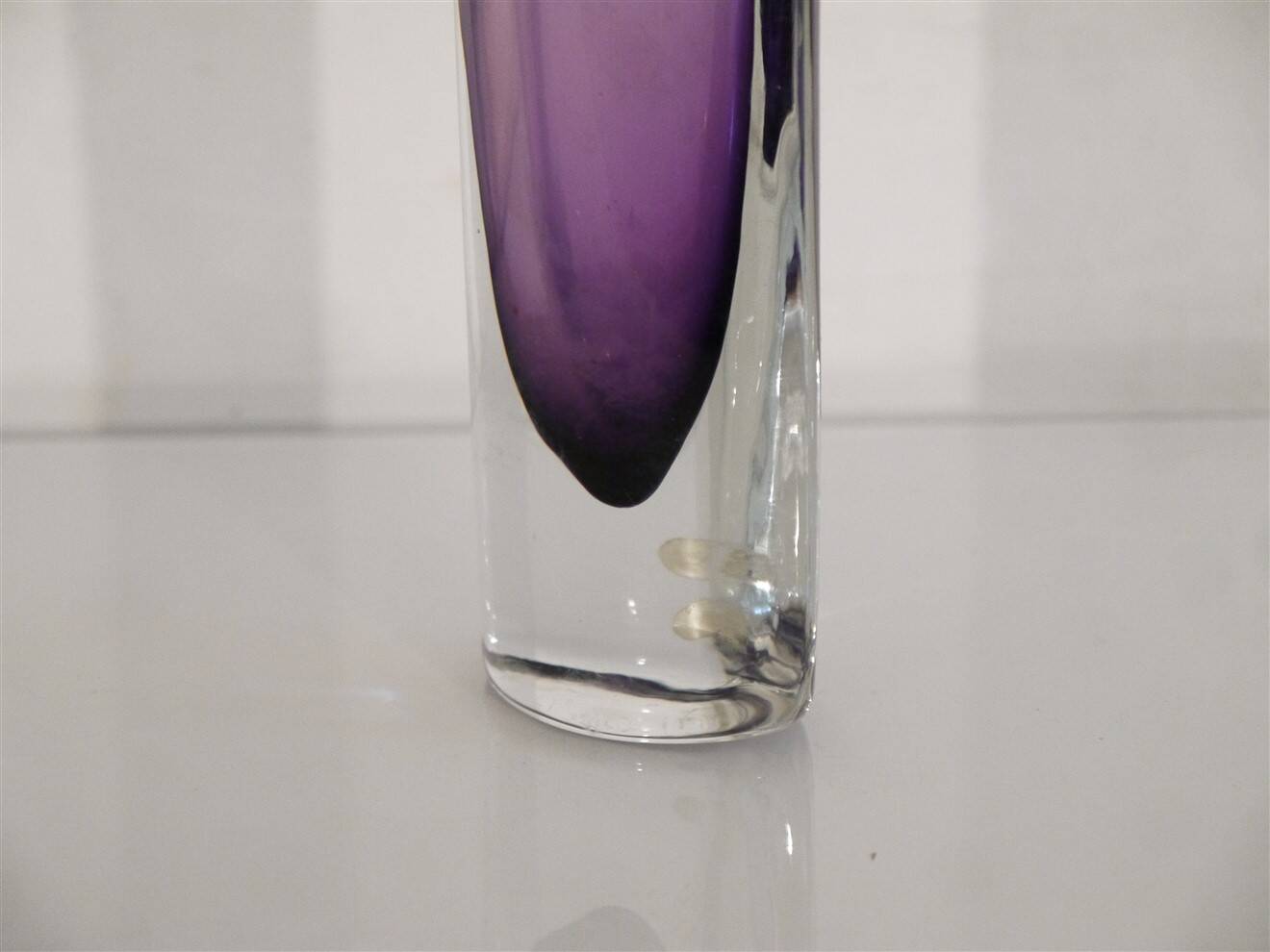 Vase scandinave sommerso violet 1960
