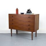 Commode en teck par Hansen et Guldborg, années 1960.
