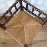 Mulched wood corner chair