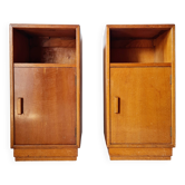 Pair of Art Deco bedside tables in light oak by A. Gardner & Son