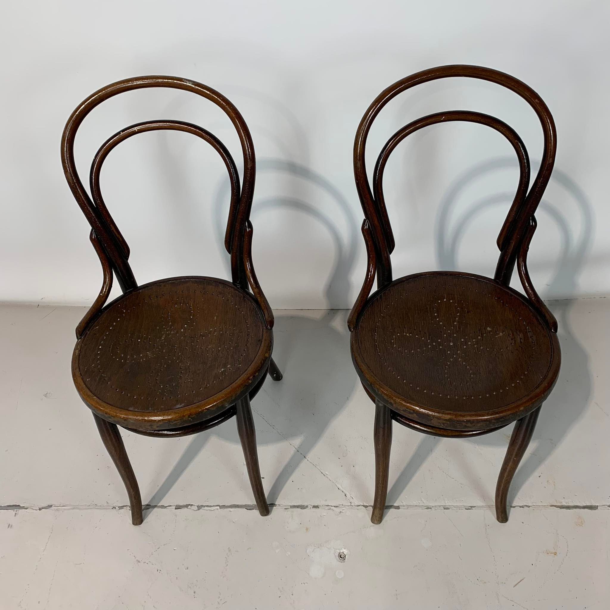 Set of two bistro chairs n°14 of Thonet