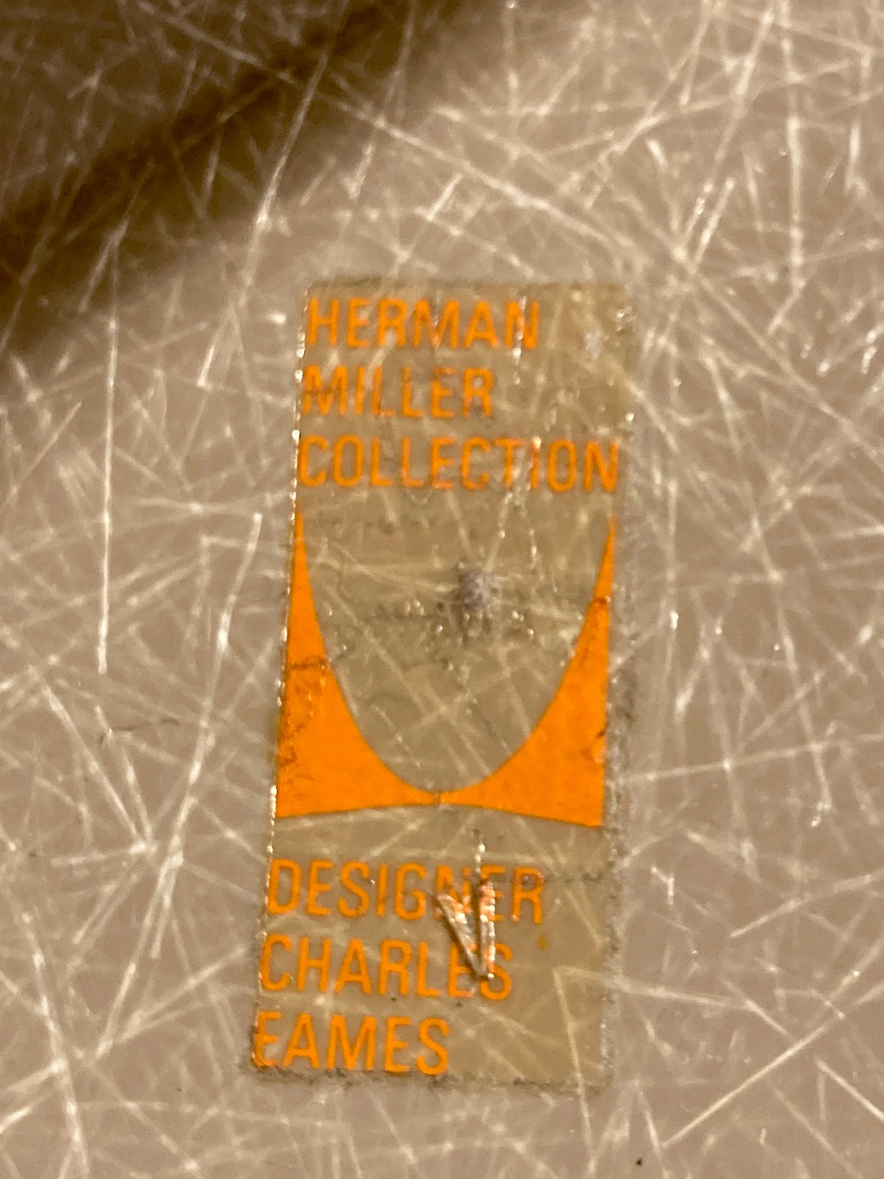 4 Eames DSW Fiberglass Chairs for Herman Miller