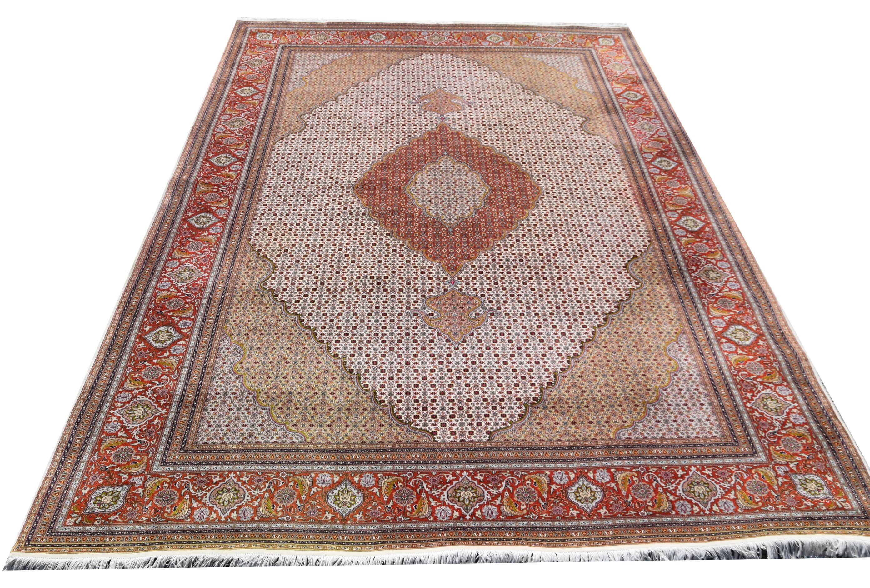 Iran Tabriz Mahi wool and silk oriental rug: 3.60 x 2.50 meters