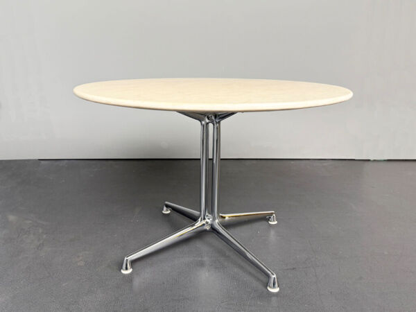 Table basse / table d'appoint La Fonda, marbre, par Charles et Ray Eames pour Herman Miller, Allemagne, années 1970.