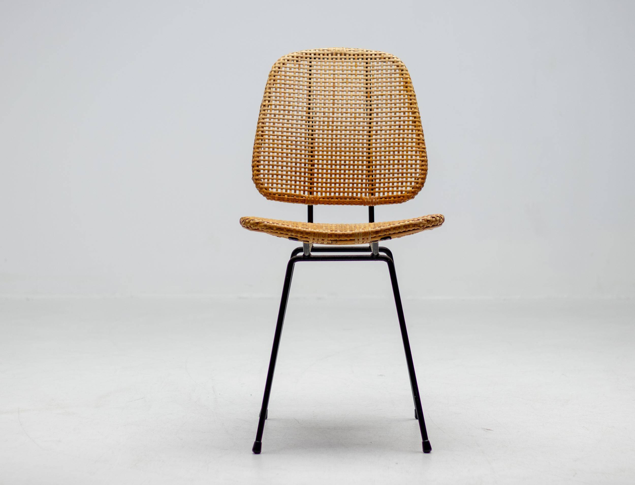 Elegant Italian black accent chair with a stem and cane, 1950.