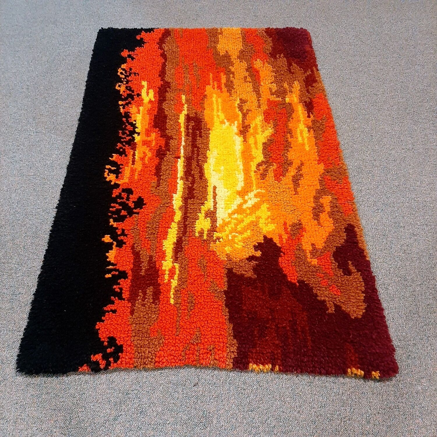 Tapis scandinave en laine années 1970