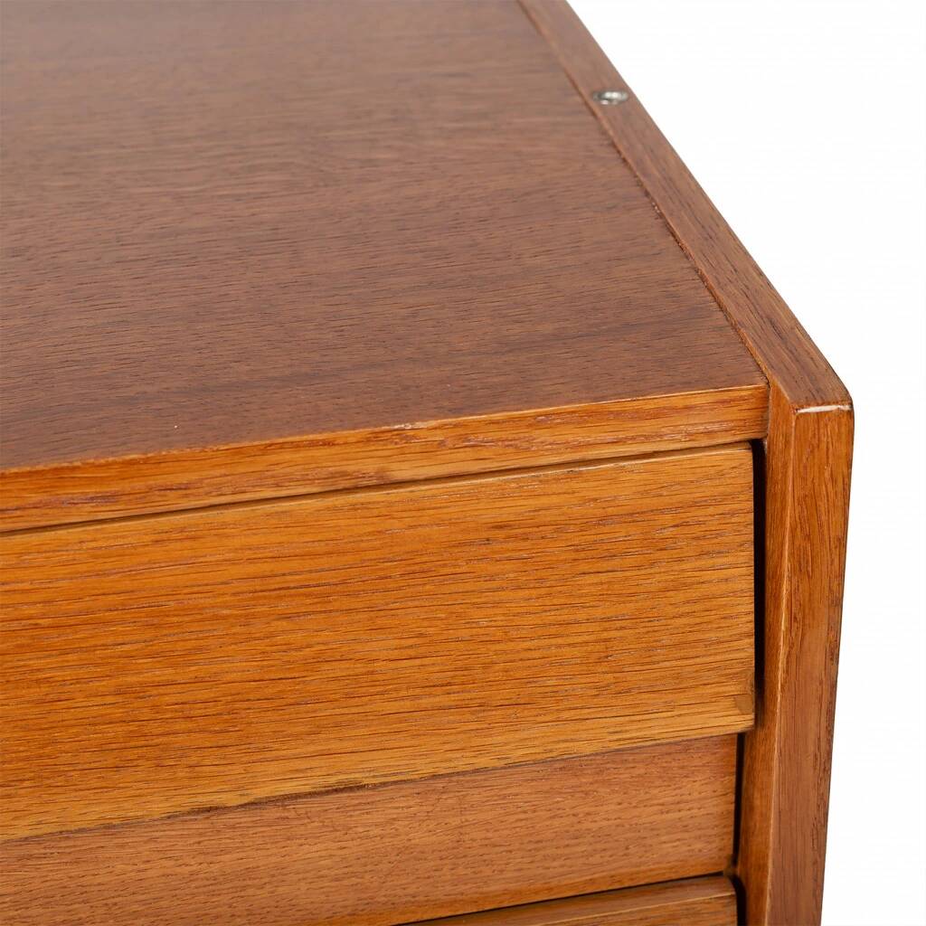 Cabinet U-458