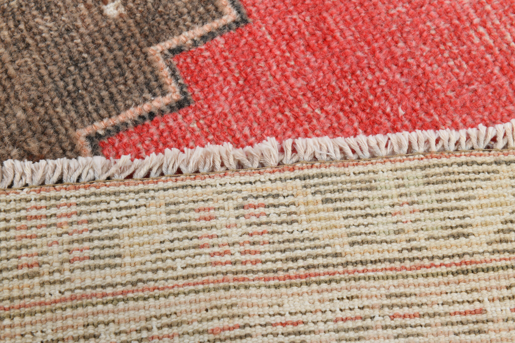 4x10 red & beige wool vintage rug 140x301cm