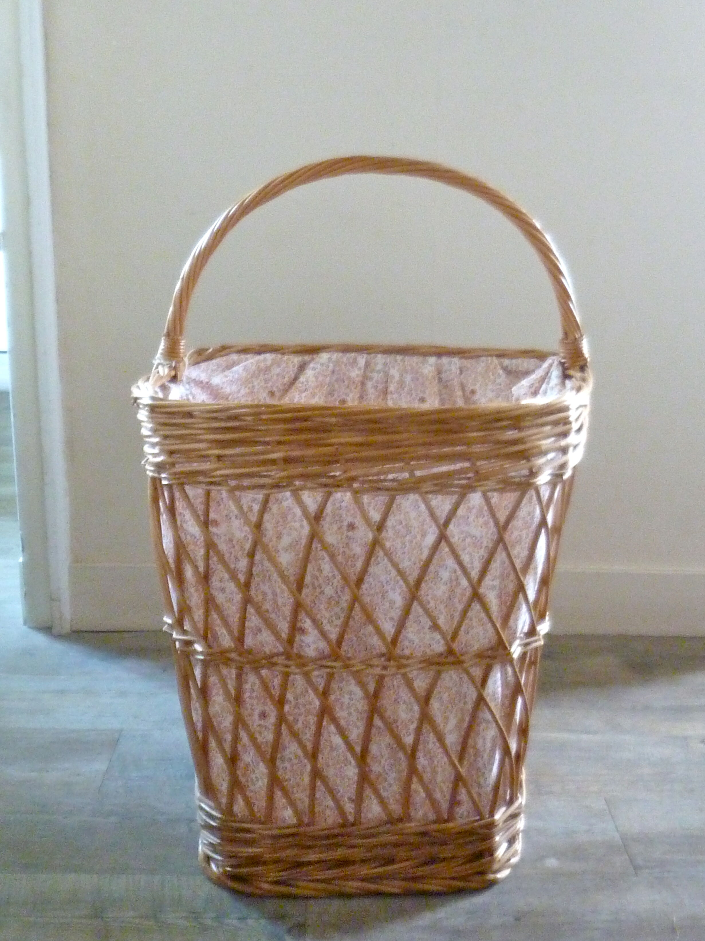 Basket rattan woven and fabric flowers