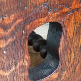 Tabouret ancien en bois massif tourné et sculpté
