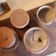 Service en grès tachiste, Poterie de la Colombe, années 50/60