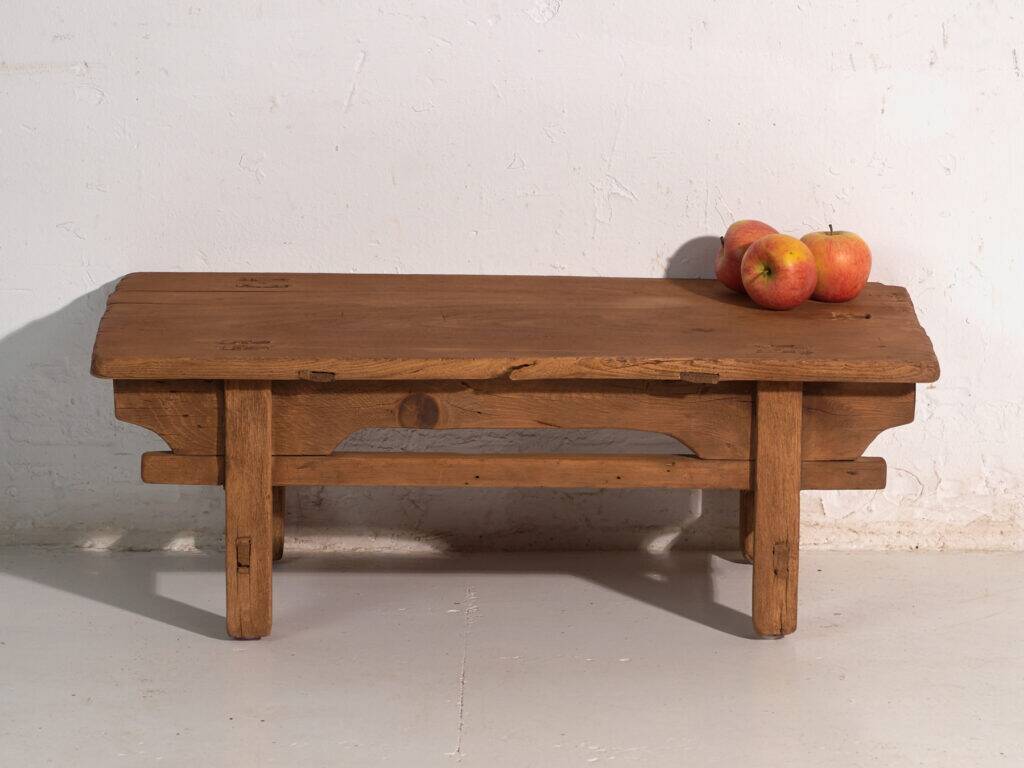 Kang table, antique pine wood – China, circa 1890