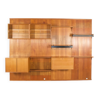 Modular wall system with panels Cado Poul Cadovius teak years 1959