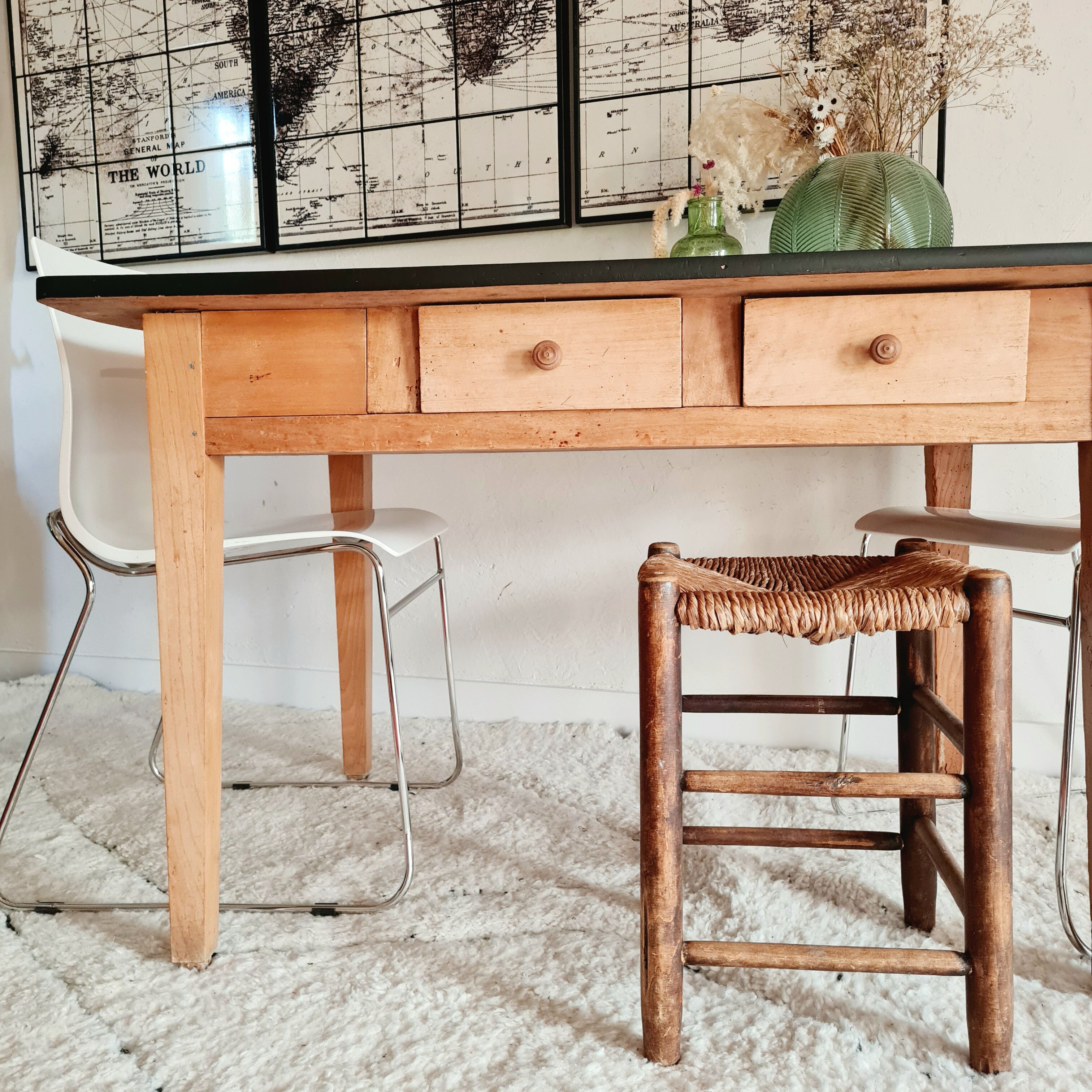 Old farm trade table 4 drawers