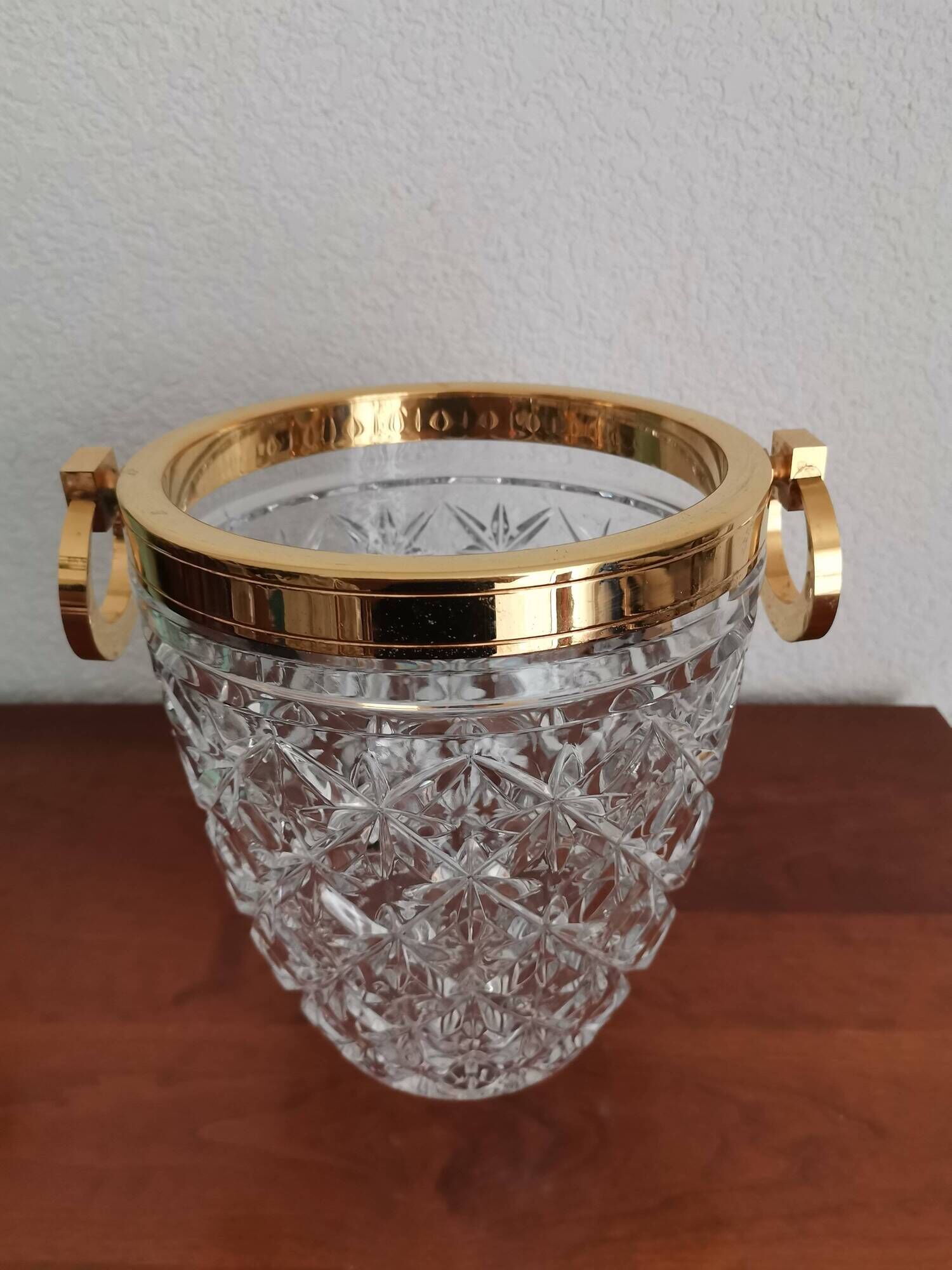 Champagne bucket