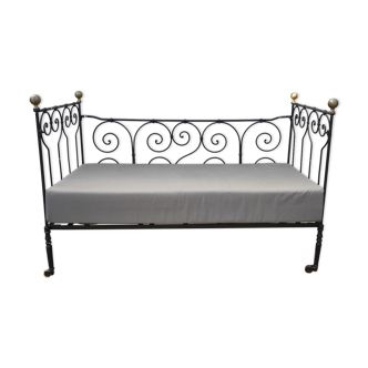 Wrought iron bed bench