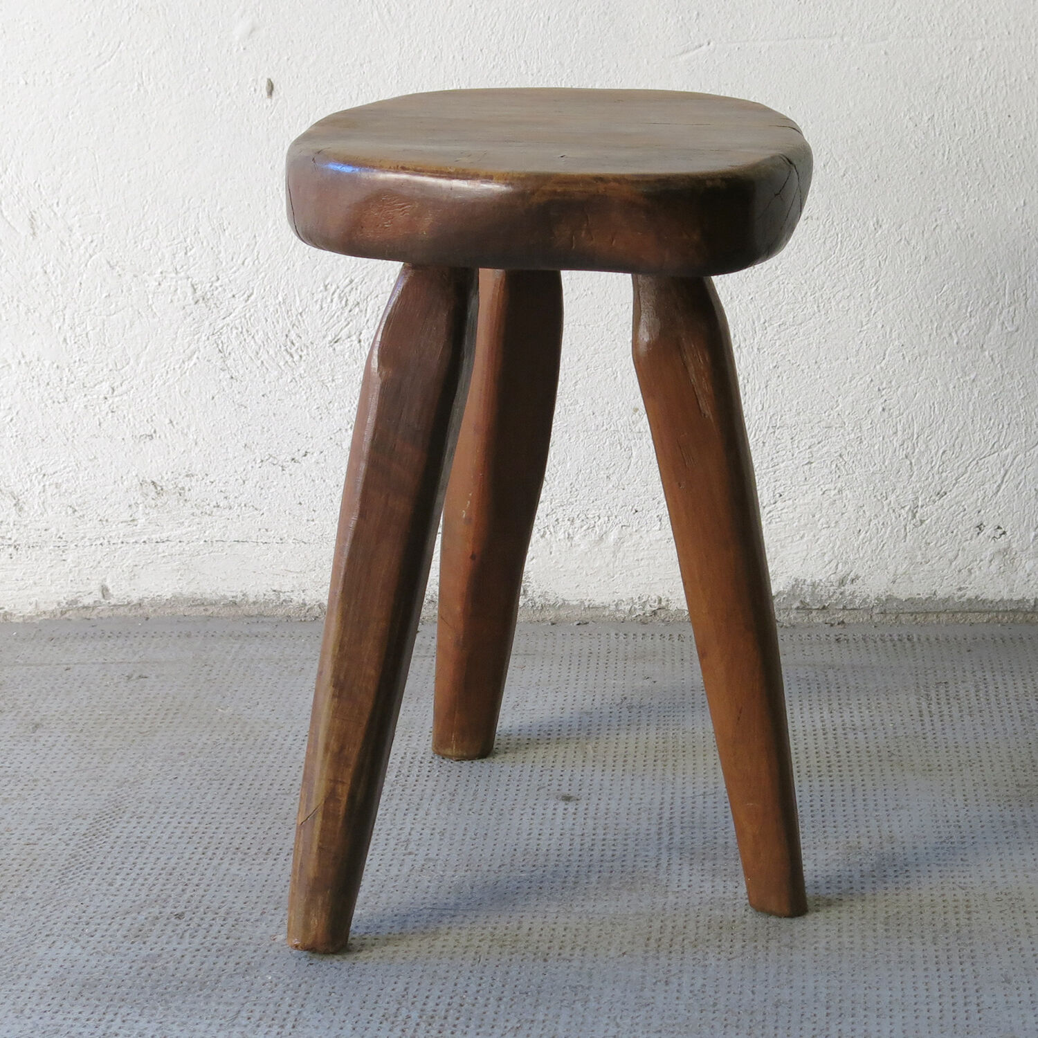 Tripod stool