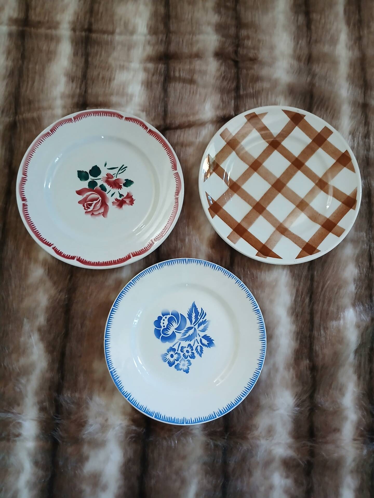 12 mismatched vintage dessert plates