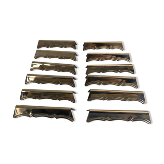 12 knife doors