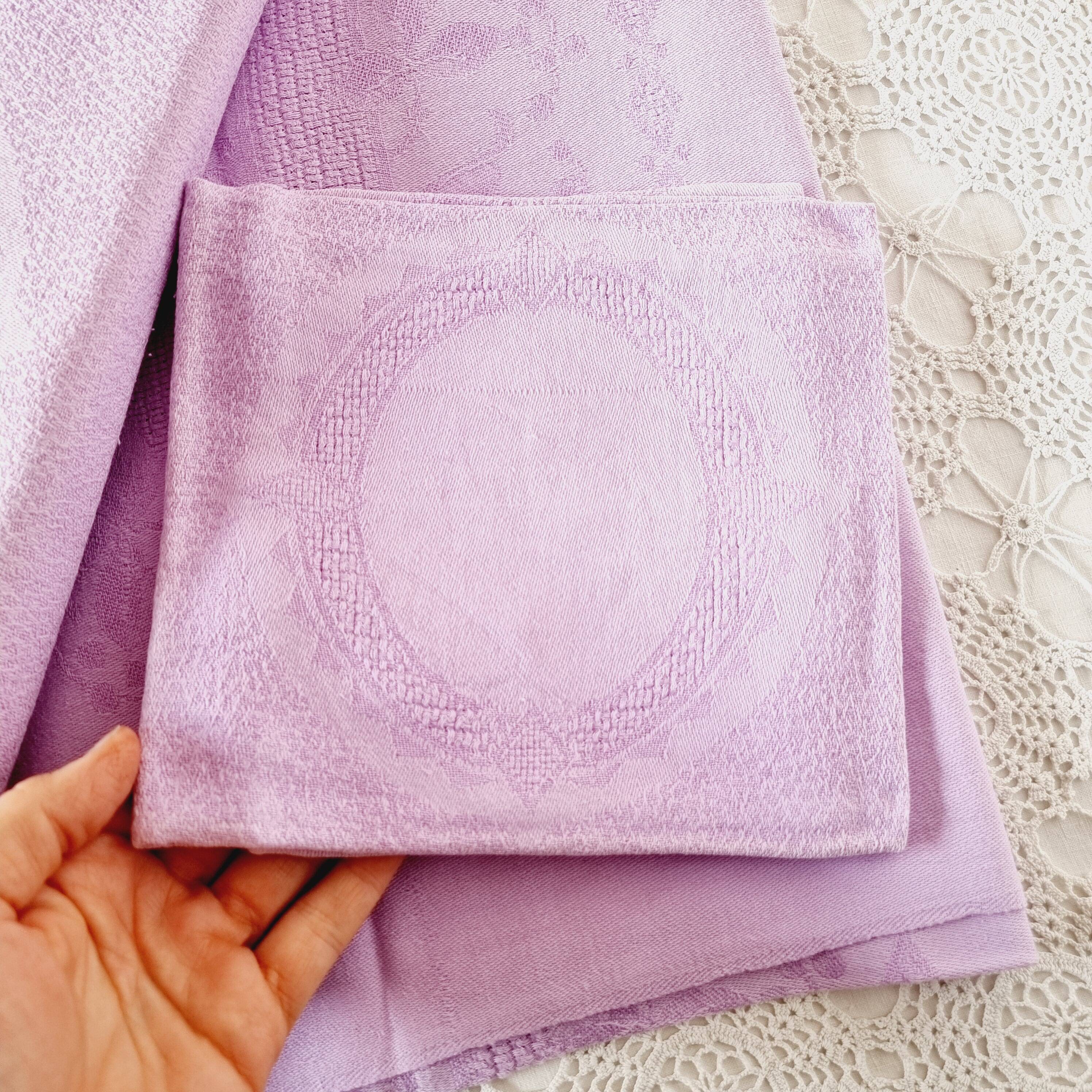 Antique tablecloths Adamascada tablecloth and 12 purple napkins