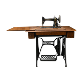 Superb old Singer sewing machine with its table